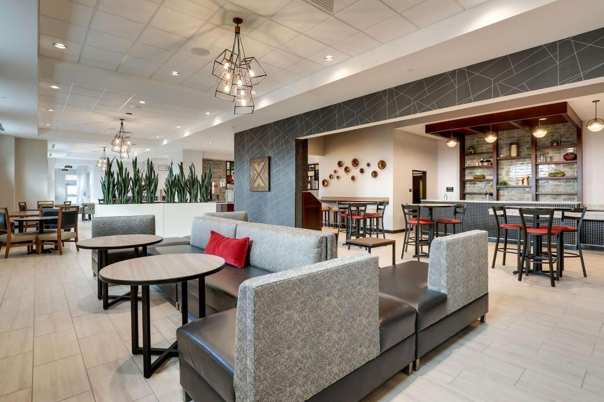 Drury Plaza Hotel Cincinnati Florence Bagian luar foto