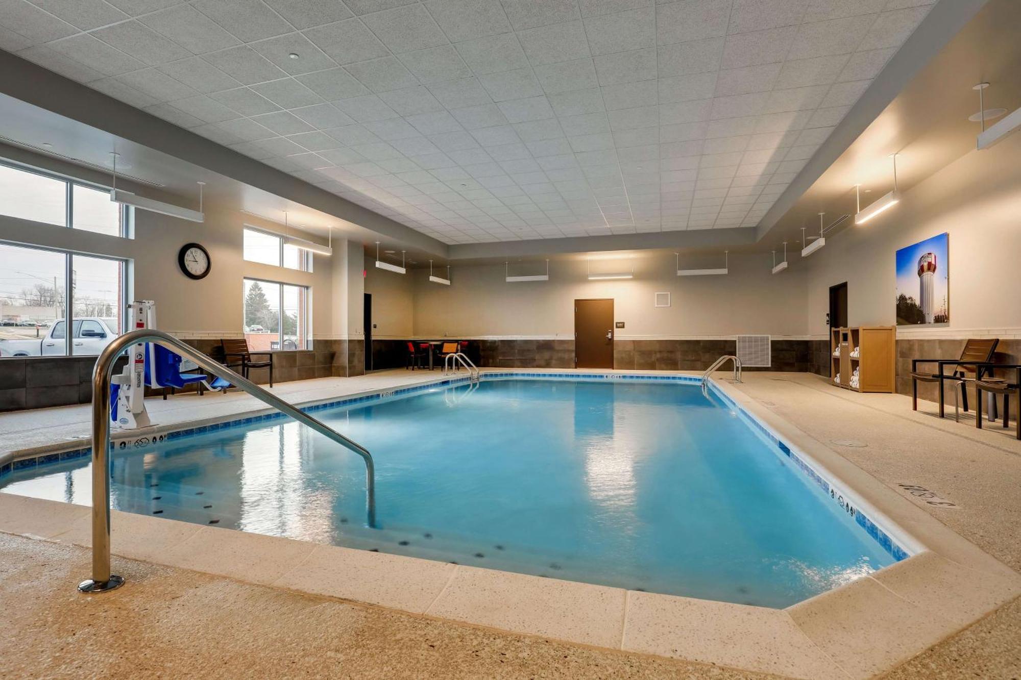 Drury Plaza Hotel Cincinnati Florence Bagian luar foto