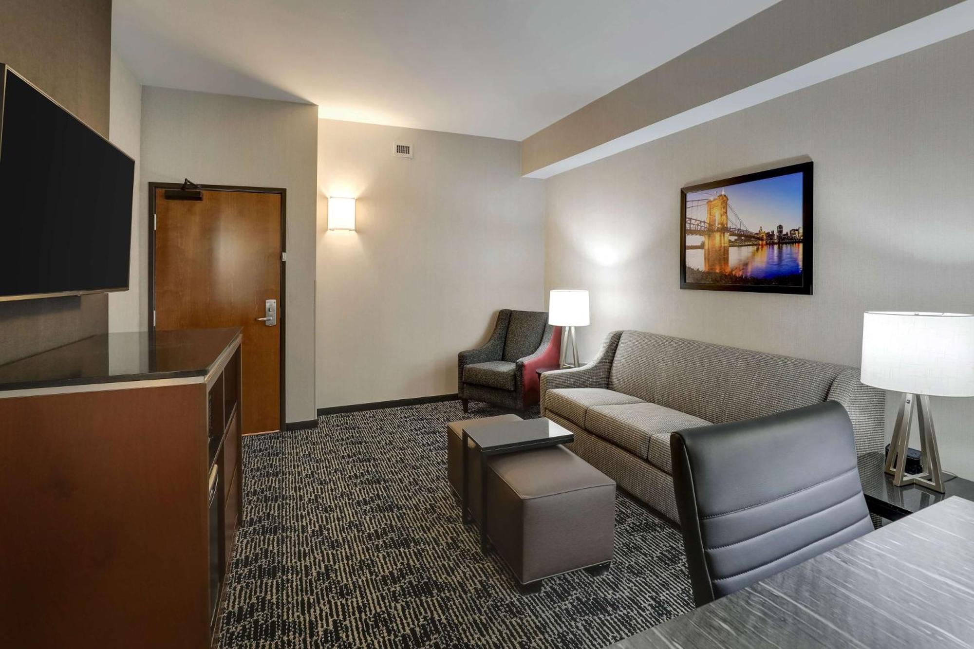 Drury Plaza Hotel Cincinnati Florence Bagian luar foto