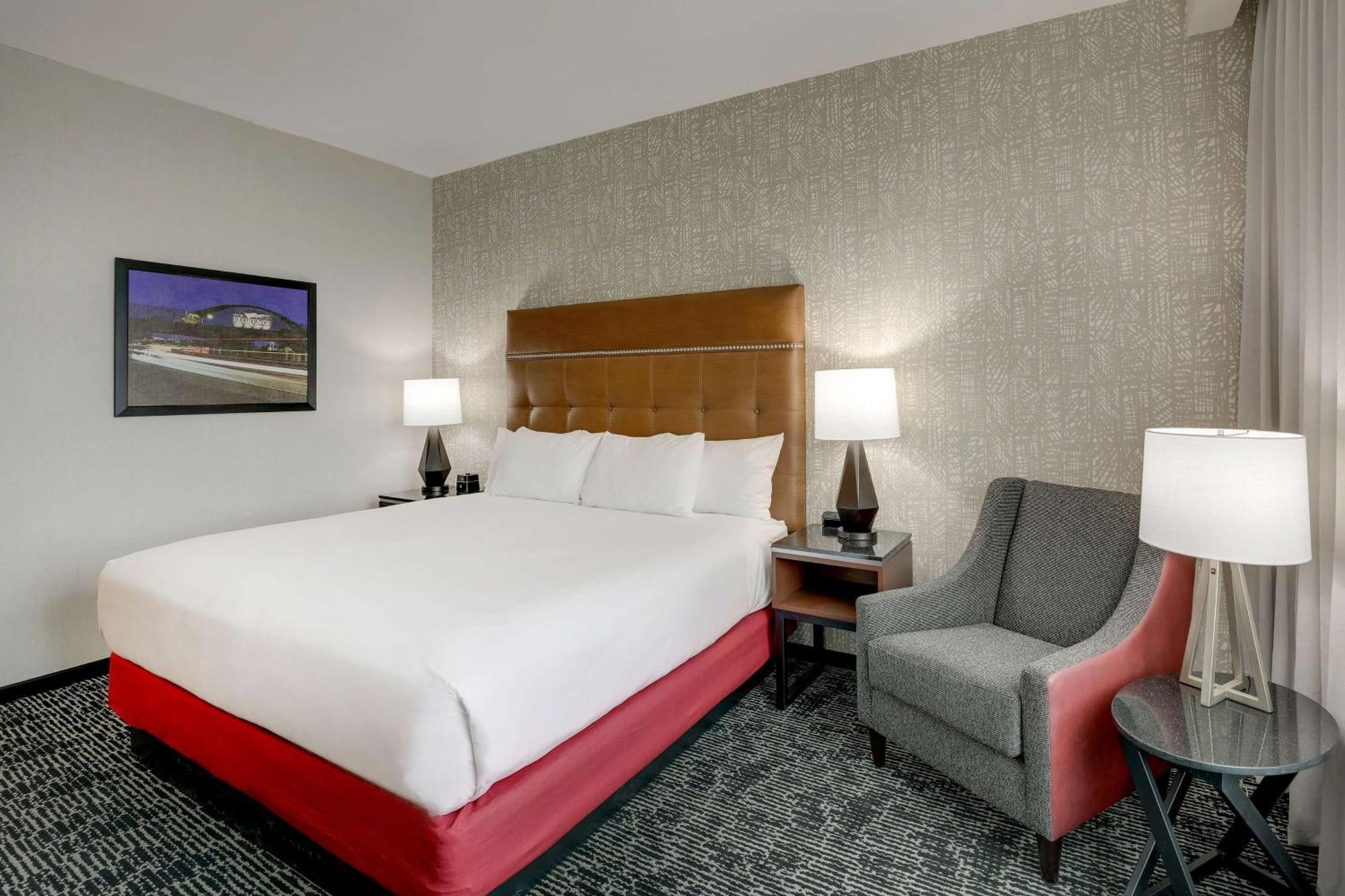 Drury Plaza Hotel Cincinnati Florence Bagian luar foto