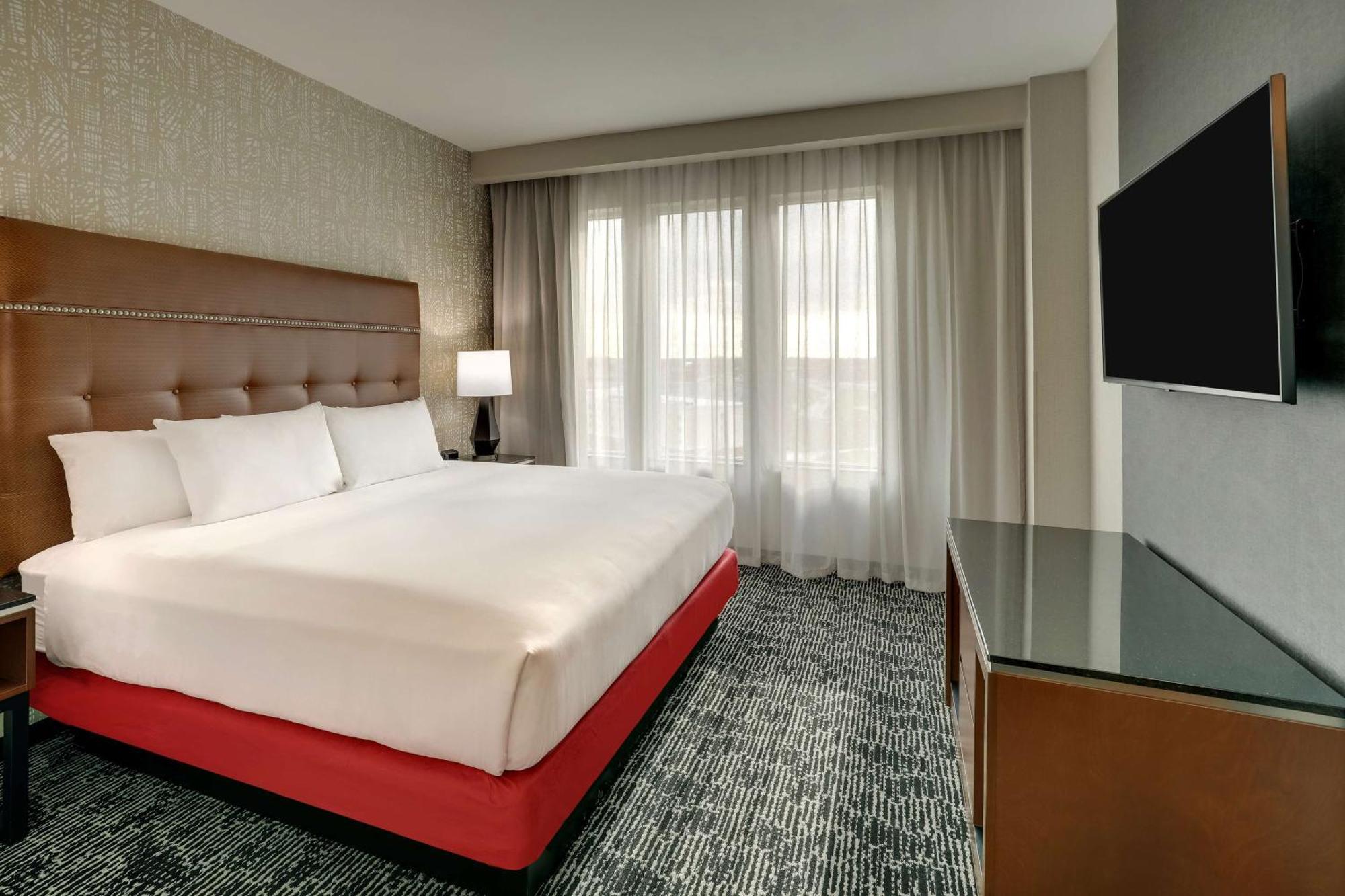 Drury Plaza Hotel Cincinnati Florence Bagian luar foto
